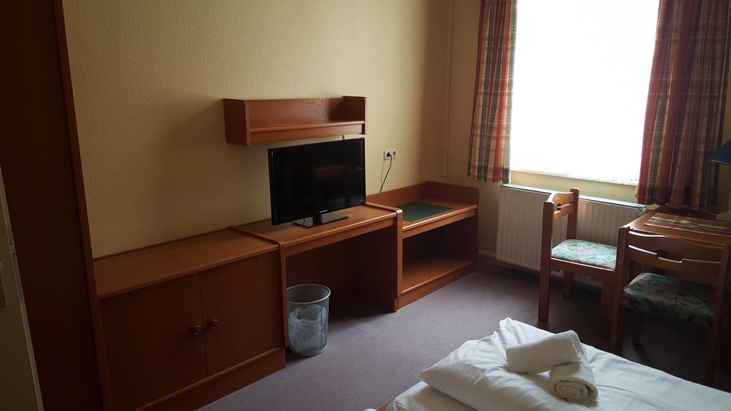 Hotel Ratskeller Lüchow Kamer foto